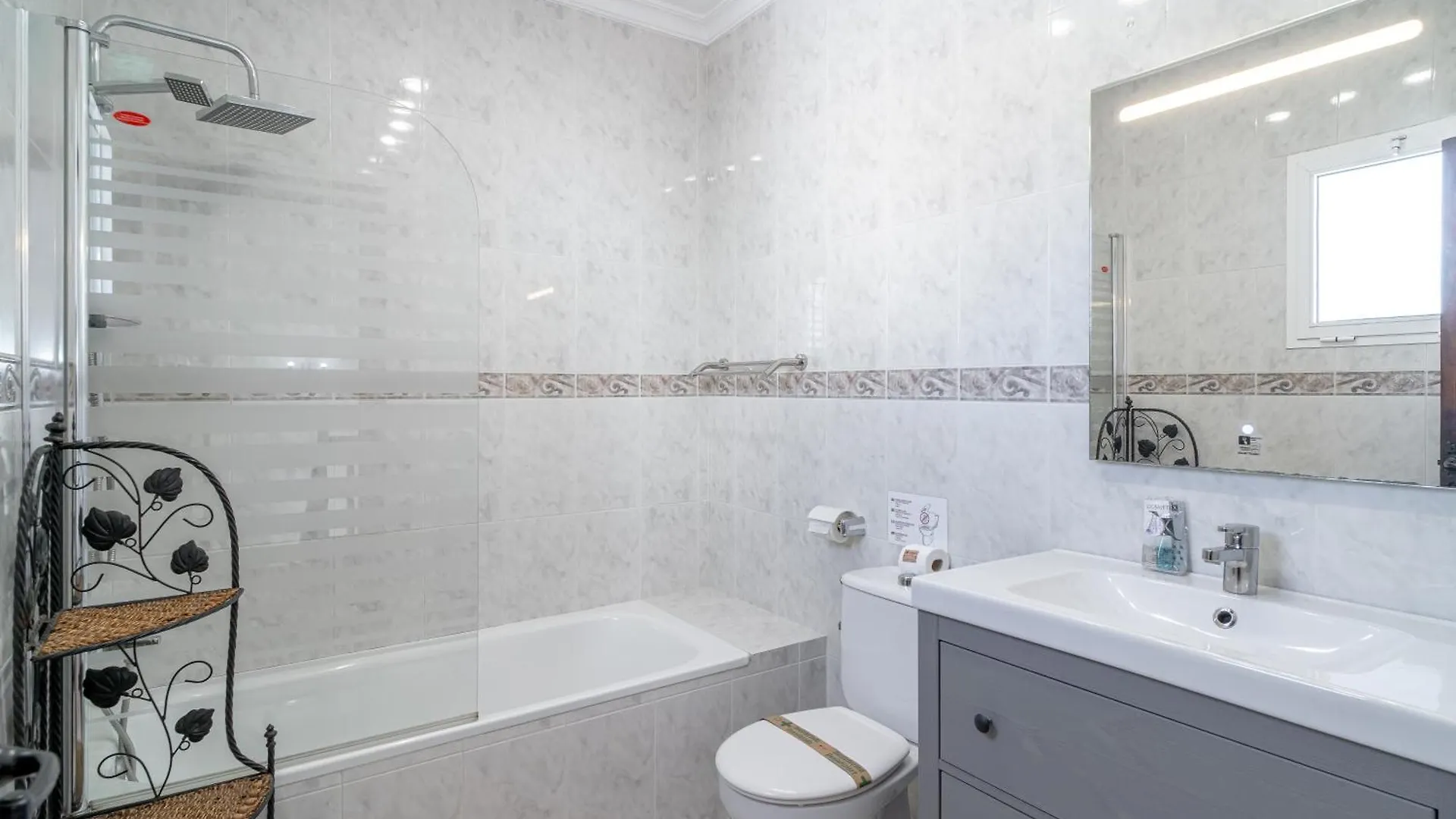 Villa Caritas Punta Lara Casasol Nerja